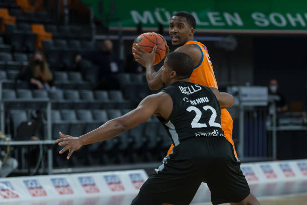 波折射出 波折射出